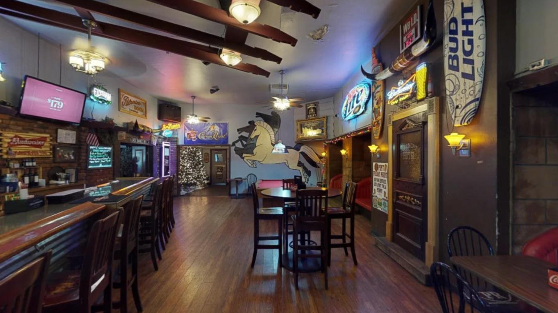 Palomino Room | Featuring Taphouse Pizza Company